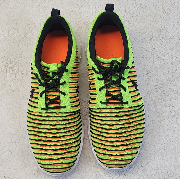 Nike Roshe Two Flyknit Electric Green/Black-Title Orange Running Shoes Size 6.5Y - Picture 3 of 8